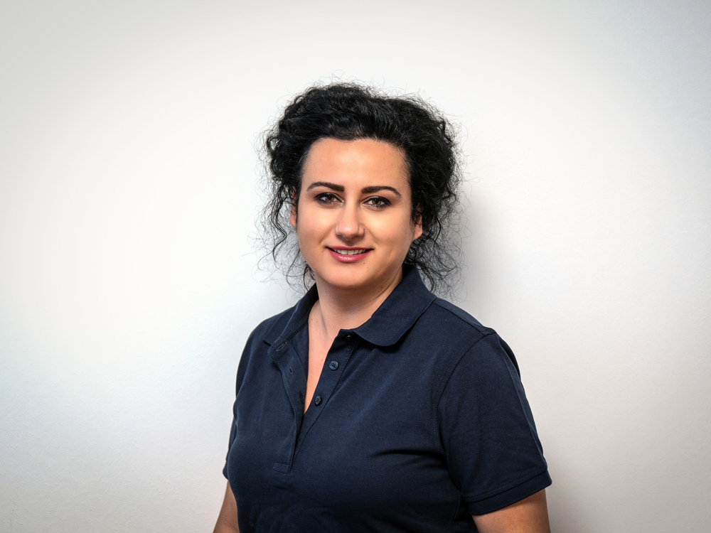 Hausarzt Maxvorstadt – Dr. Mutschler – Team – Frau Albana Qosja Hausarzt Maxvorstadt - Dr. Mutschler - Team - Frau Albana Qosja